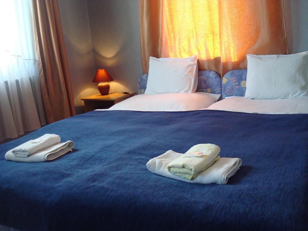 Hotel Arany Trofea Eger Room photo